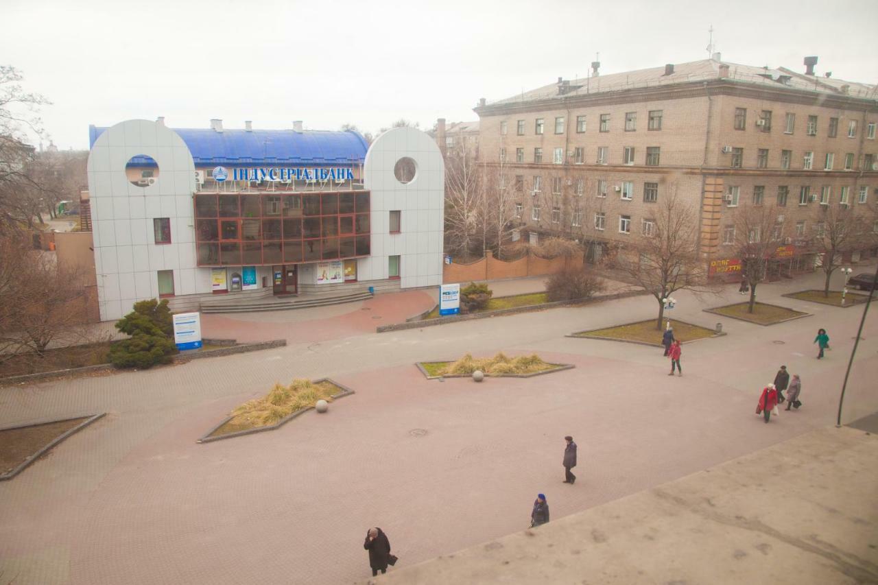 Apartment On Stalevariv Street 7 Zaporizhia Luaran gambar