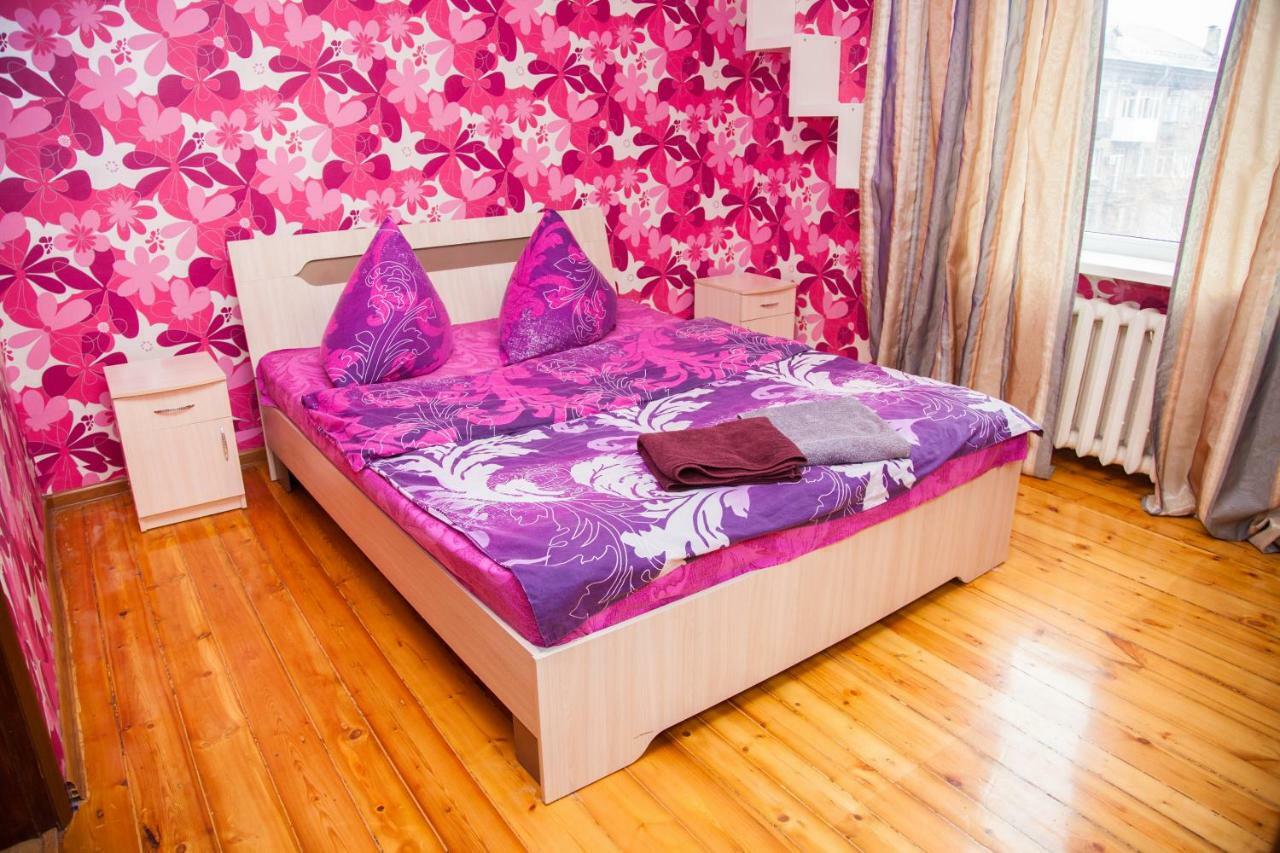 Apartment On Stalevariv Street 7 Zaporizhia Luaran gambar